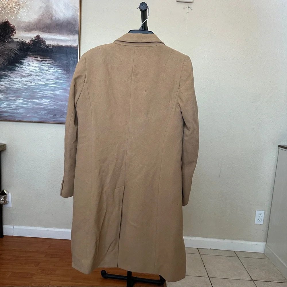 Banana Republic Tan Trench Coat - Picture 6 of 16